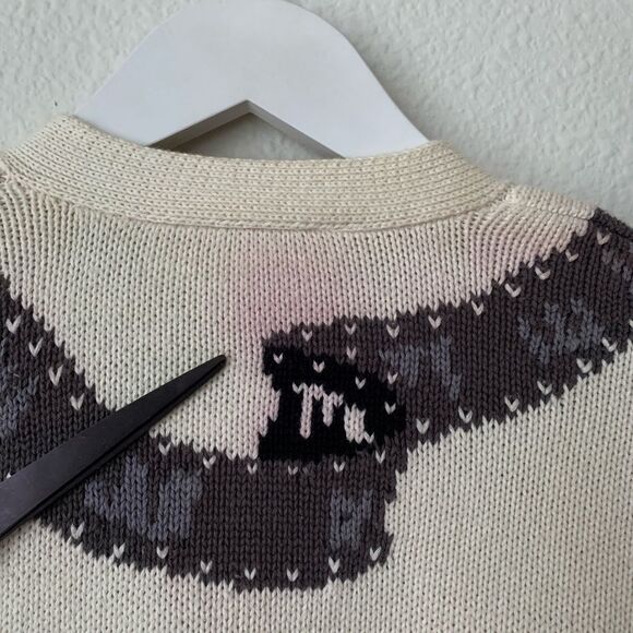 Vintage Camera Cardigan - Picture 13 of 14